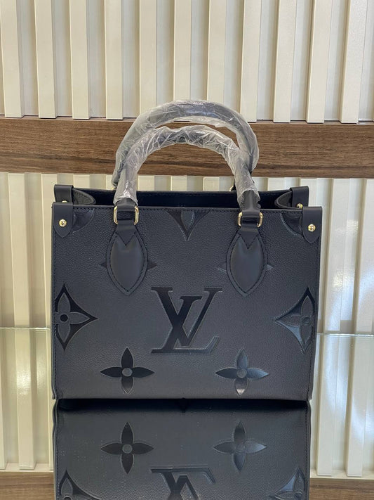 Lv On The Go Mm Black