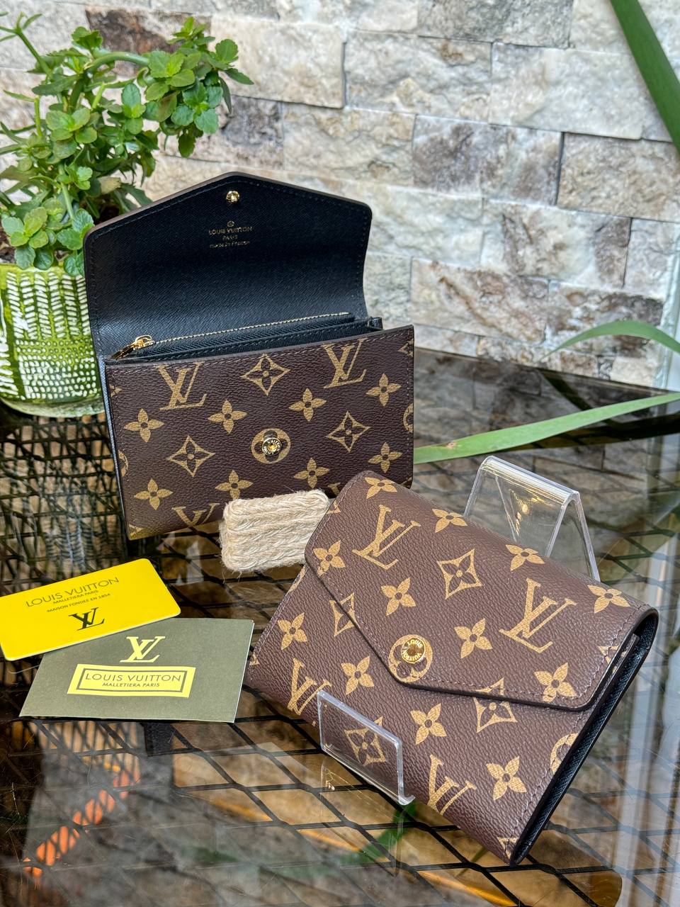 Lv Zoe  Monogram Wallet