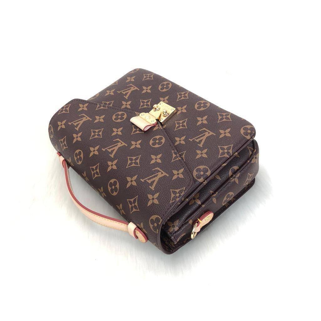 Lv Pochette Metis