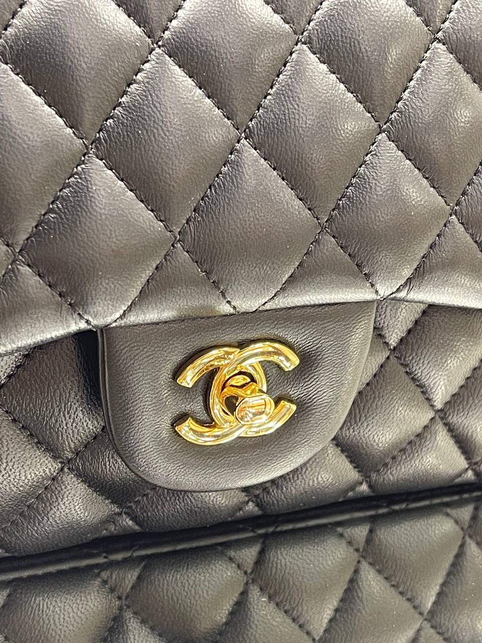 Chanel Classic Flap 2.55 Black/Gold