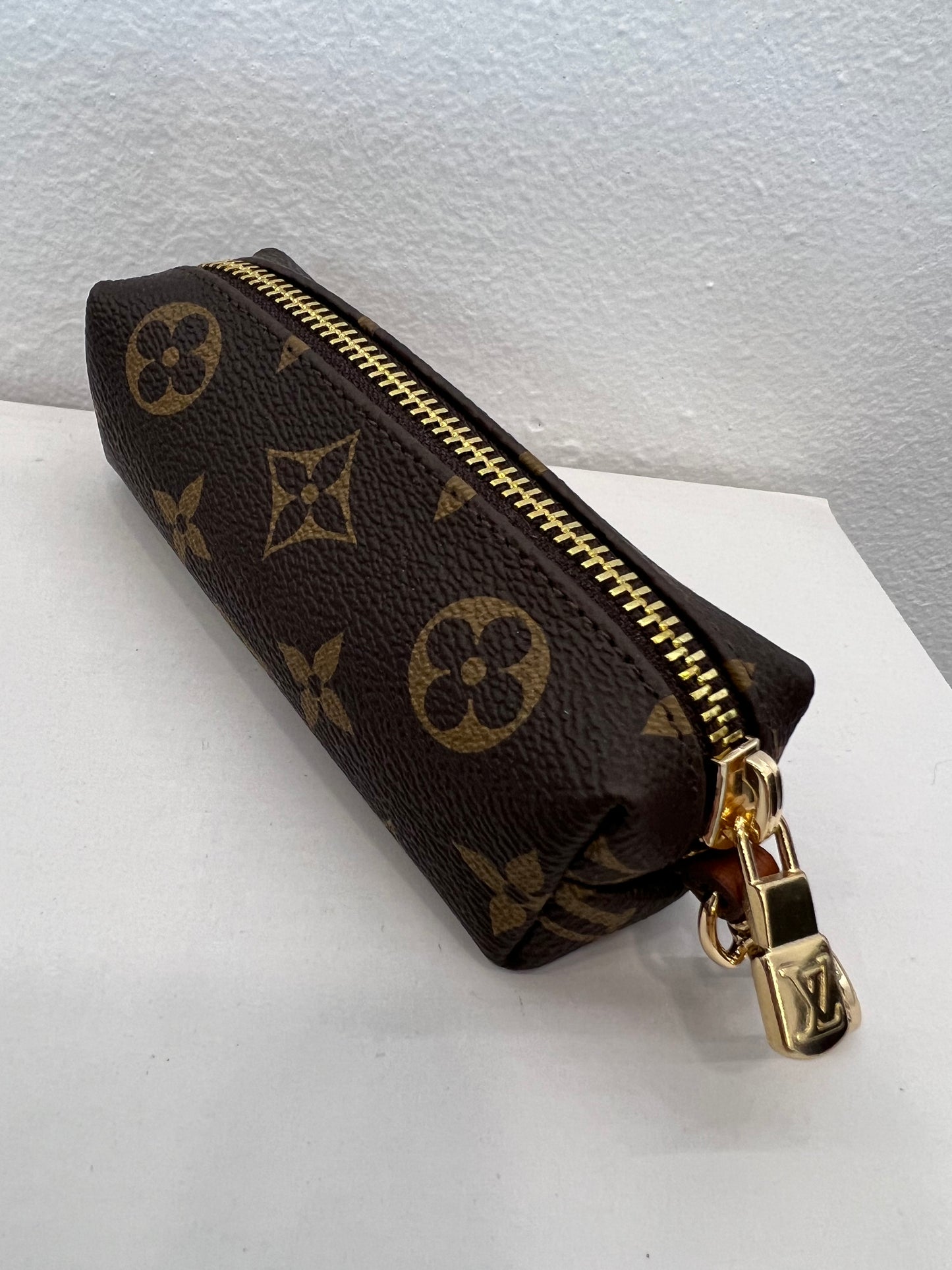 Lv Key Pouch