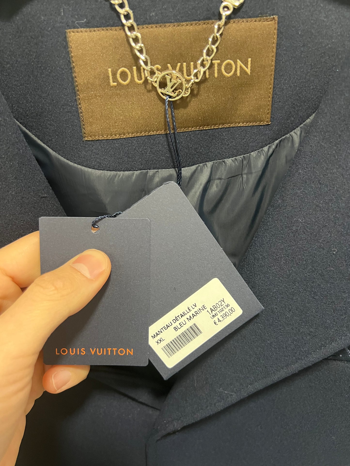 Lv Blue Coat