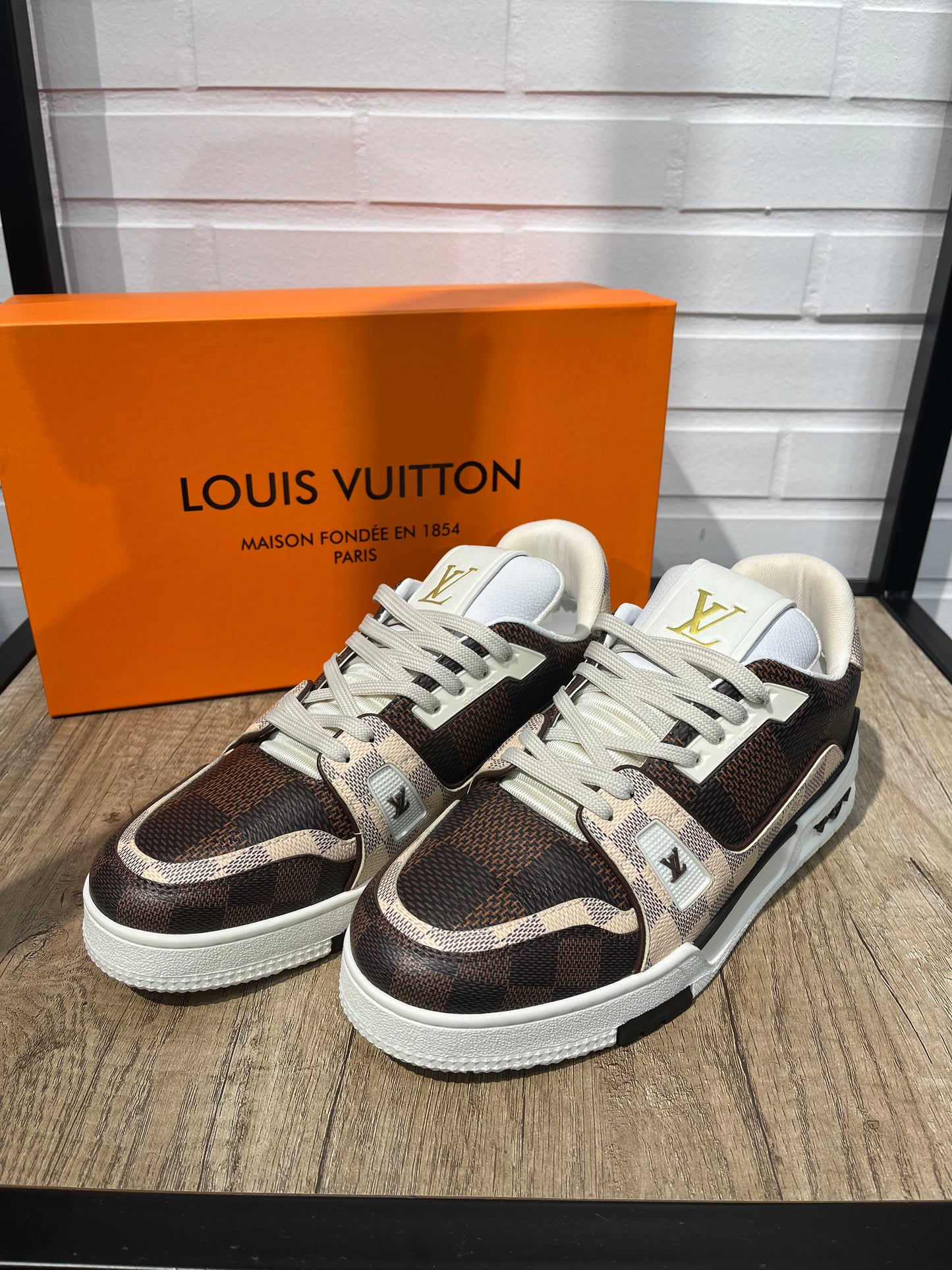 Lv Trainer Sneakers Brown/Azur Damier