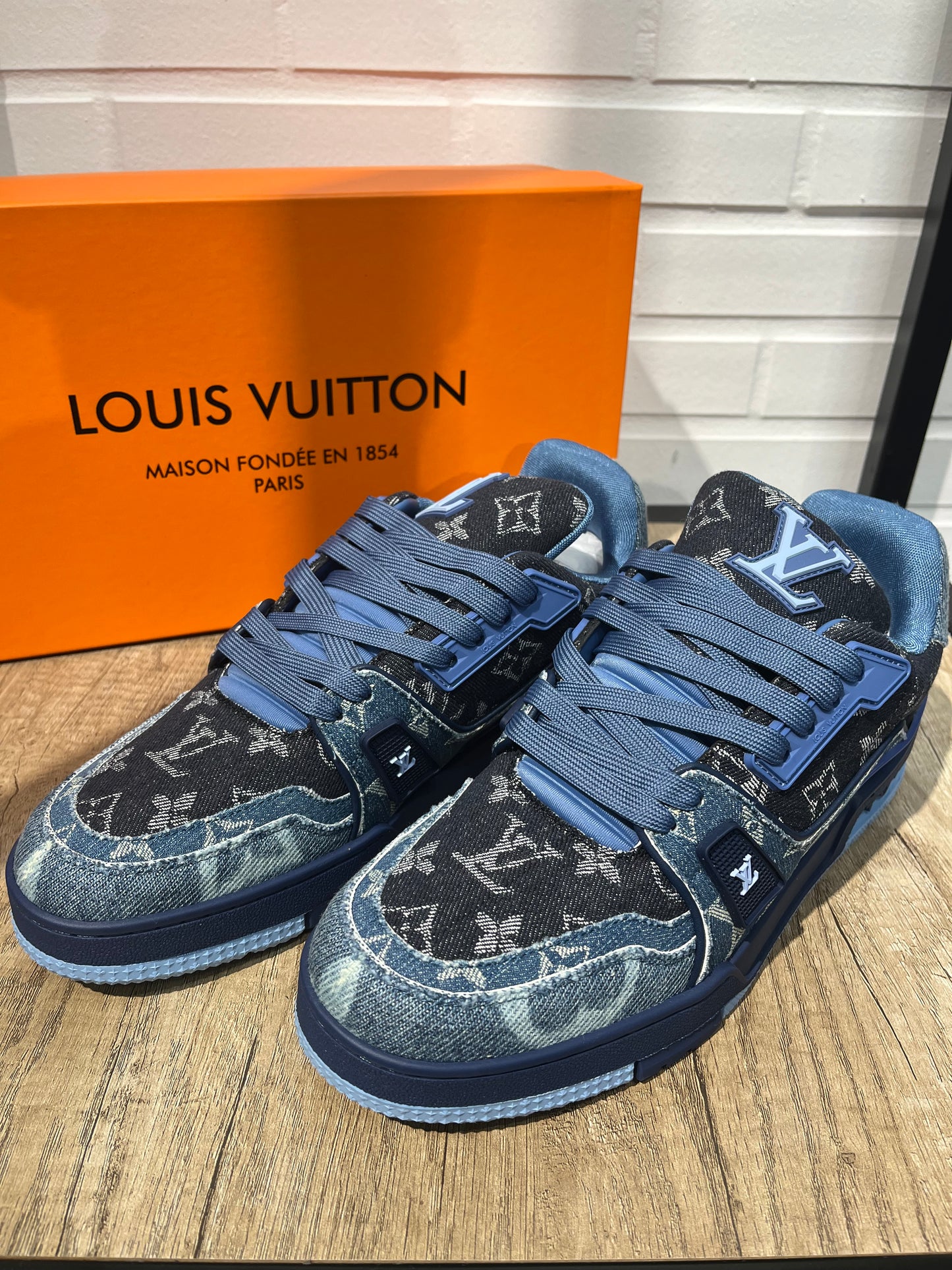 Lv Trainer Sneakers Blue Denim