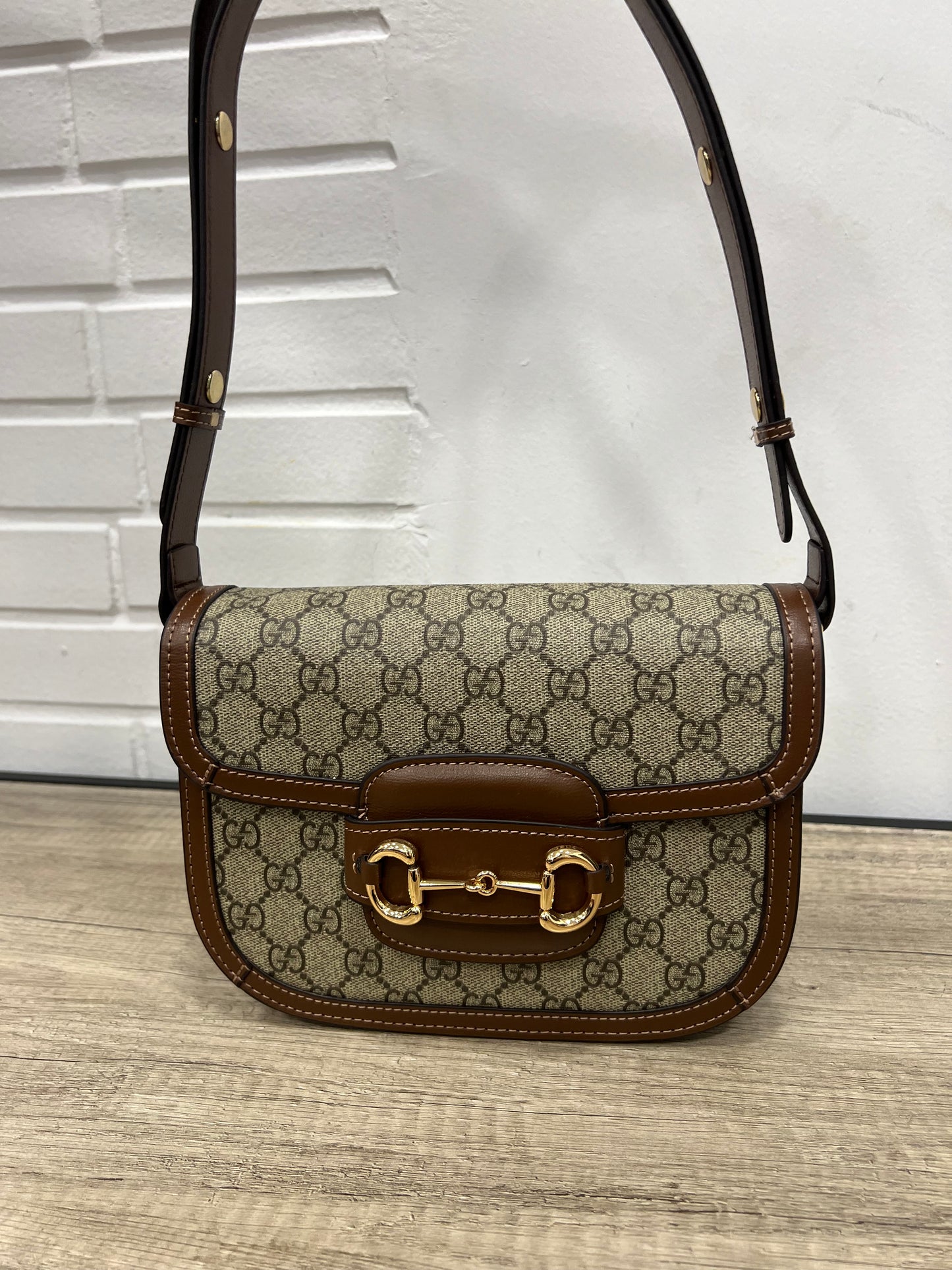 Gucci Horsebit Shoulder Bag