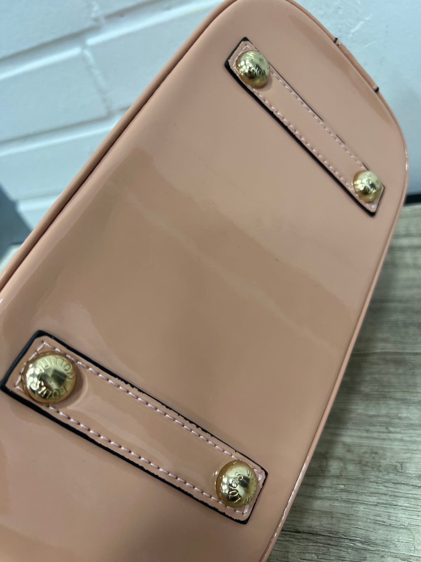 Lv Alma Pink