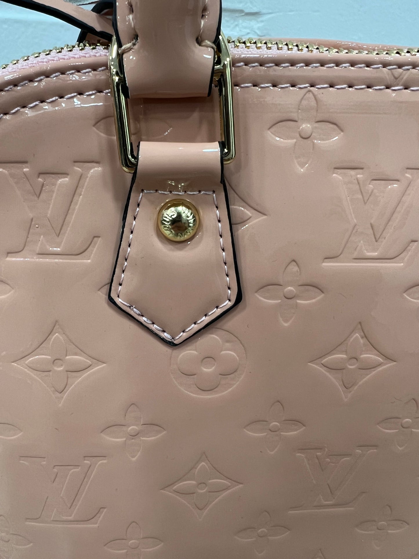 Lv Alma Pink