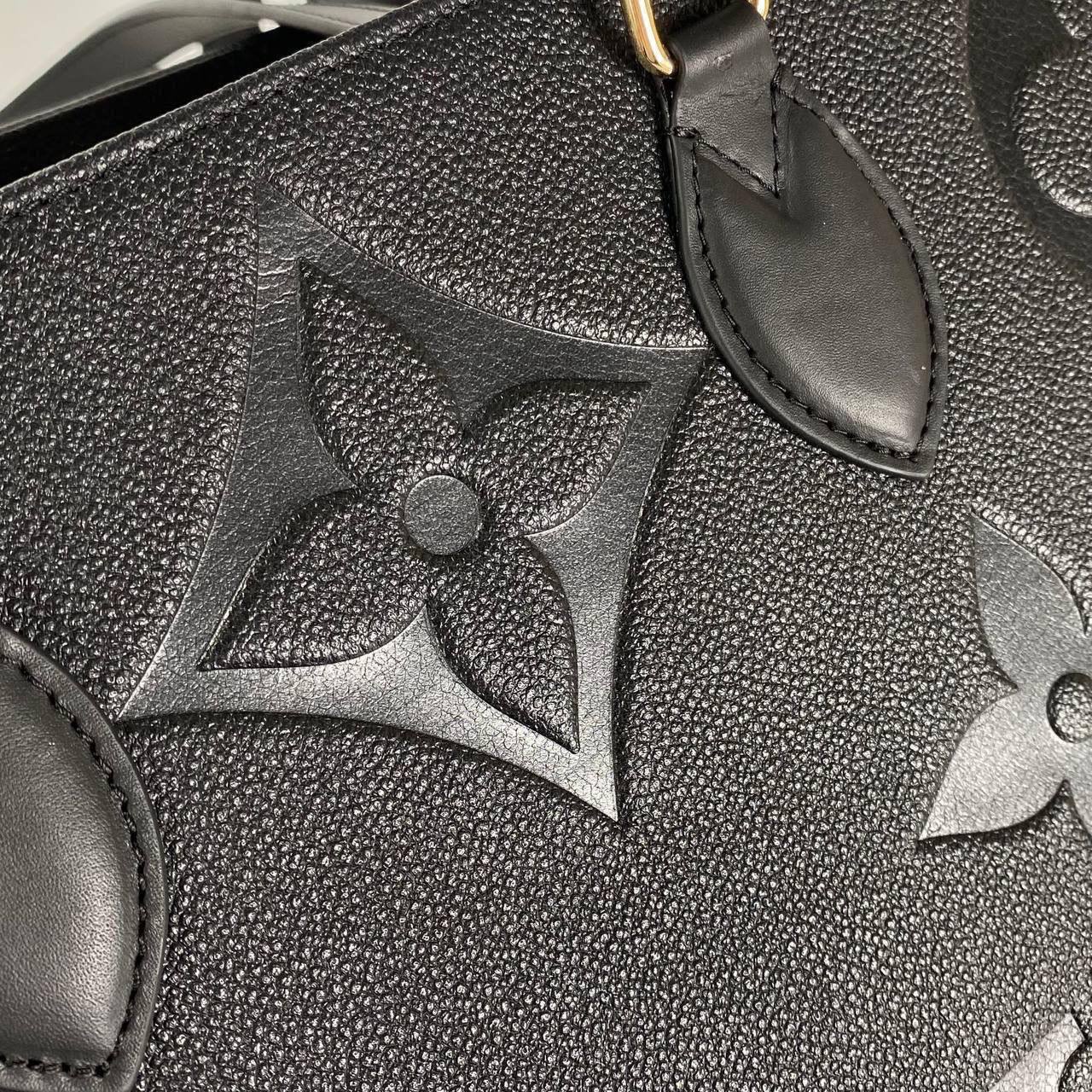 Lv On The Go Gm Black