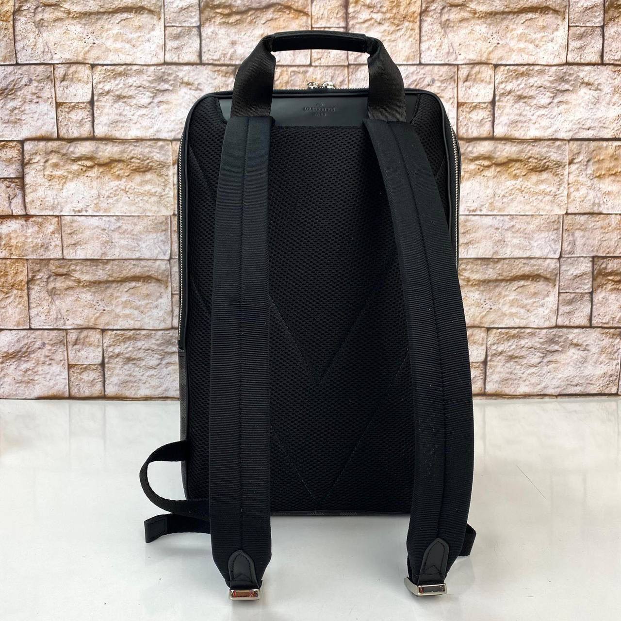 Lv Michael Nv2 Backpack