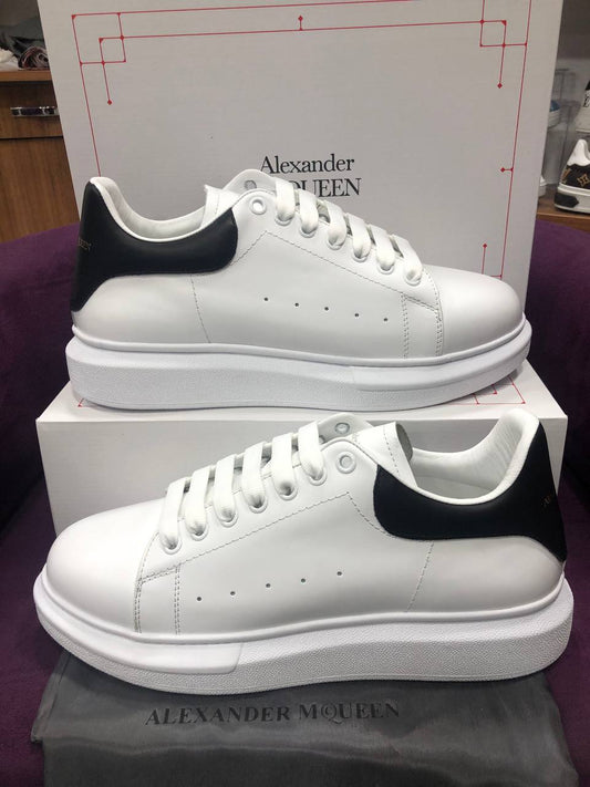 Alexander Mcqueen White/Black Sneakers 